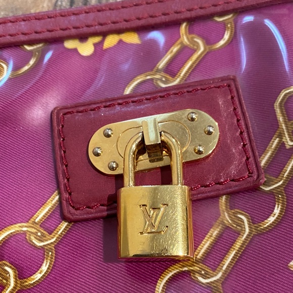 Louis Vuitton Charms Pochette with COA. Limited Edition! - Picture 3 of 12